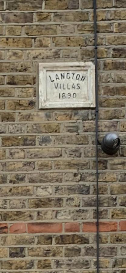 35 Mins To Central London. 3 Bedrooms. 2 Bathrooms With Garden Exterior photo